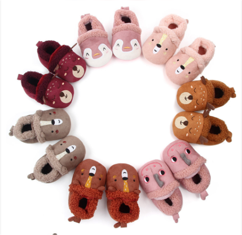 Teplé capáčky - DINOSAURUS - STARORŮŽOVÉ (6-12m)