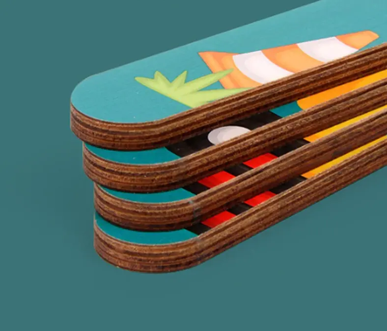 Oboustranné dřevěné puzzle (S) - RYTÍŘ