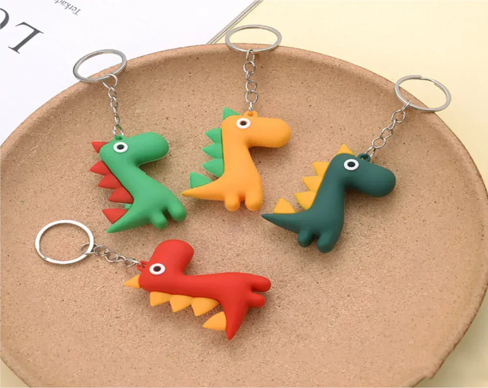 Přívěsek na klíče - DINOSAURUS 2 - TMAVĚ ZELENÝ