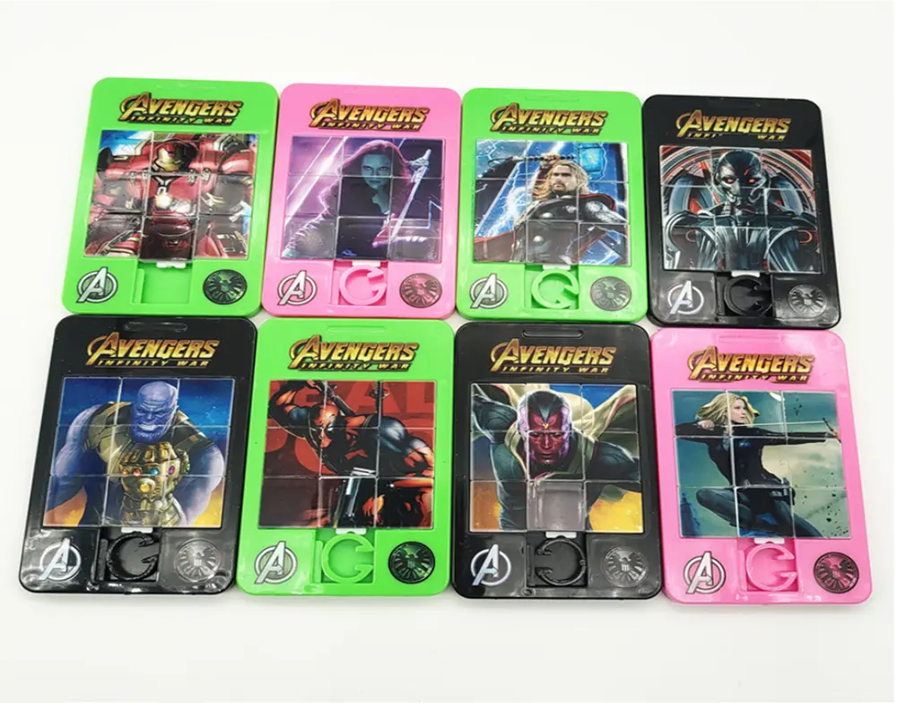 Kapesní posunovací puzzle 4 x 4 - AVENGERS - Drax - modré