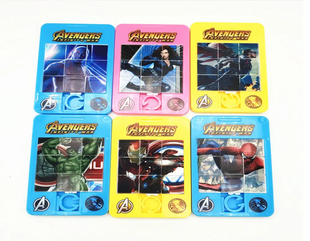 Kapesní posunovací puzzle 4 x 4 - AVENGERS - Iron man - žluté