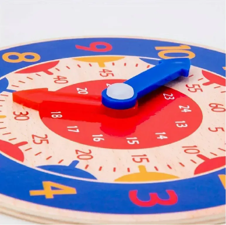 Dřevěné výukové hodiny - SVĚTLE MODRÉ