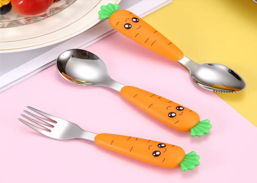 Příbor pro nejmenší - SET MRKVIČKY - LŽIČKA OVÁLNÁ 34 mm (bez pouzdra)