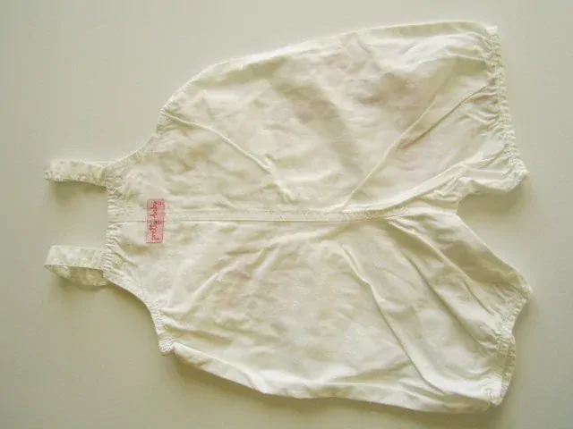 Kraťáskové lacláčky