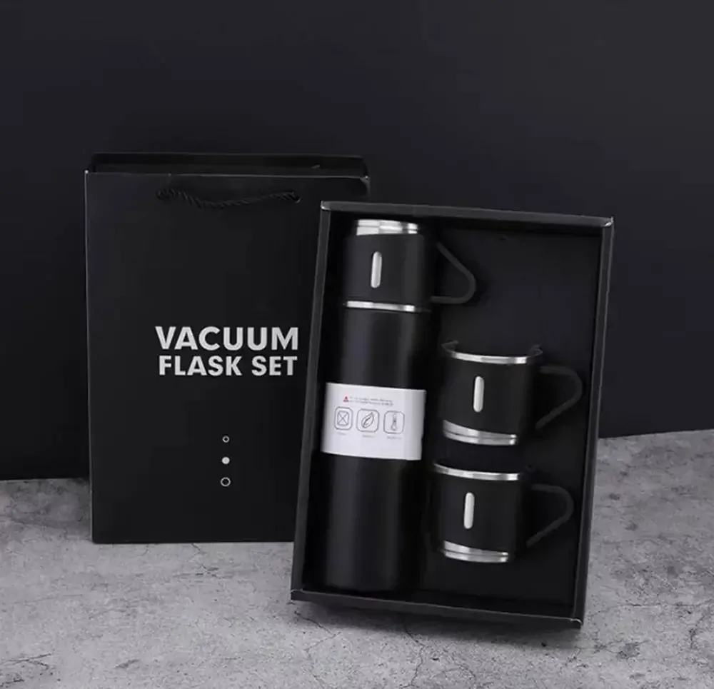 Sada s termoskou a hrnky z nerezové oceli - 500 ml - ČERNÁ
