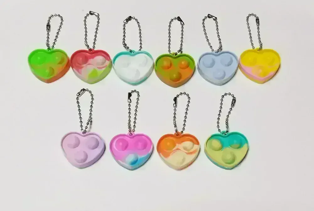 POP IT antistresová klíčenka - SRDÍČKO 1 