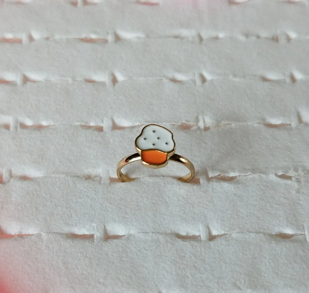 Nastavitelný prstýnek - ZLATÝ 17 - (S) 