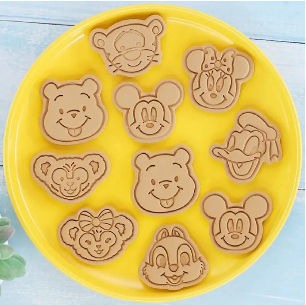 3D vykrajovátka na sušenky - DISNEY - 8 ks