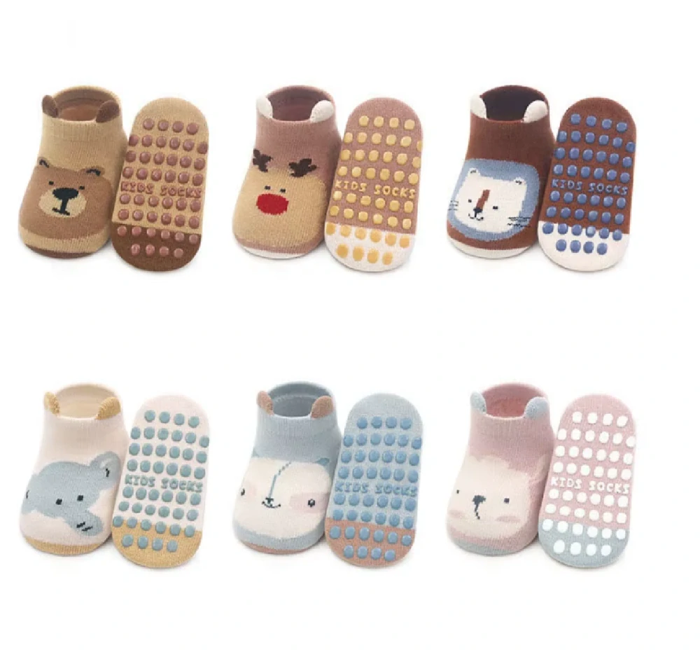 Protiskluzové ponožky - TMAVĚ HNĚDÉ - LVÍČEK - (12-36 m) M