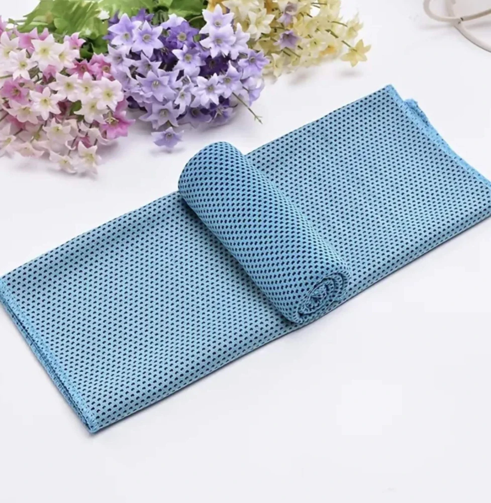 Malý chladící rychleschnoucí ručník - SILIKONOVÉ POUZDRO - SVĚTLE MODRÝ (S)