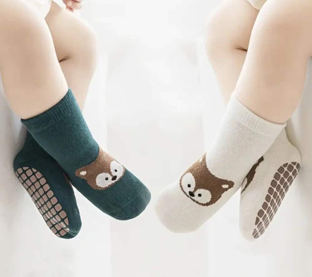 Protiskluzové ponožky - BÉŽOVÉ - MÝVAL - (12-36m) M