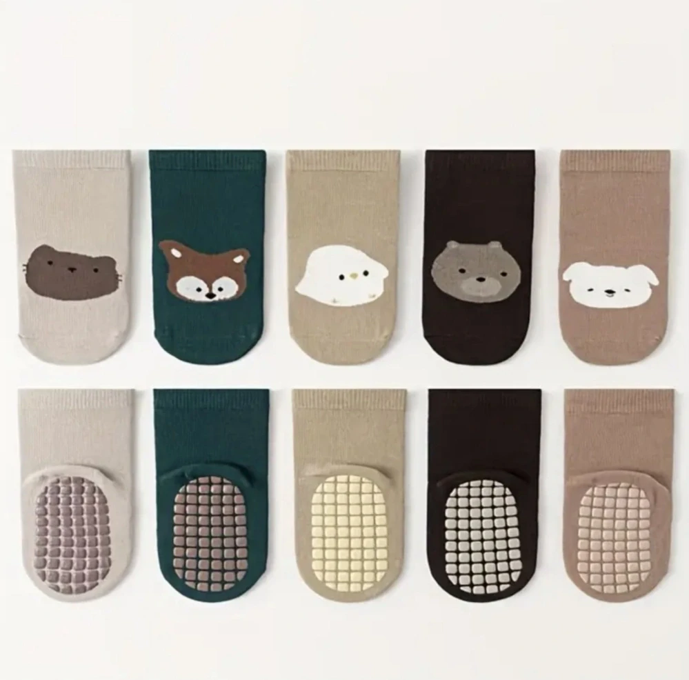 Protiskluzové ponožky - HNĚDÉ - PEJSEK - (3-5 let) L