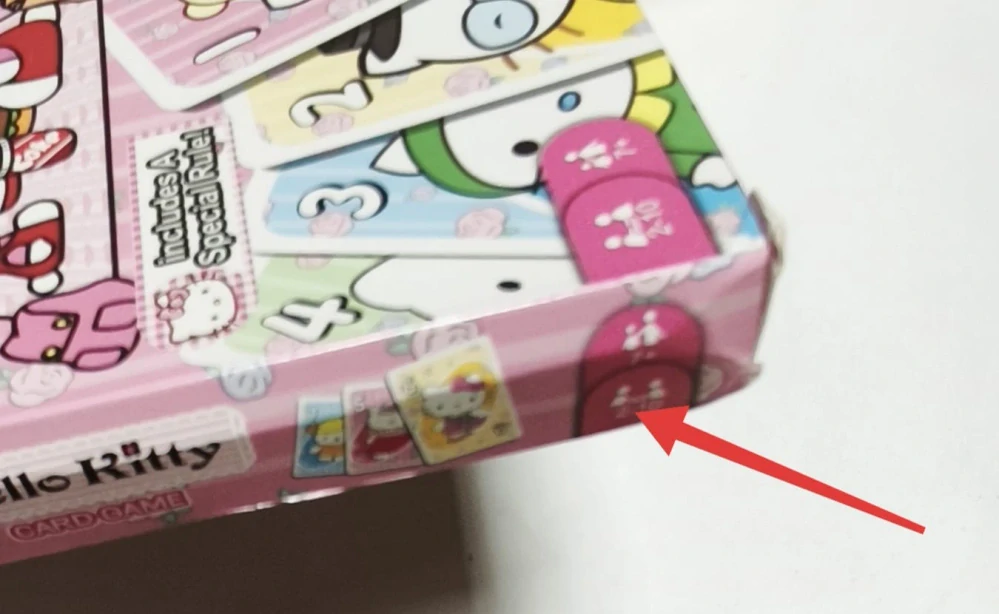 Hra Uno karty - HELLO KITTY - S VADOU