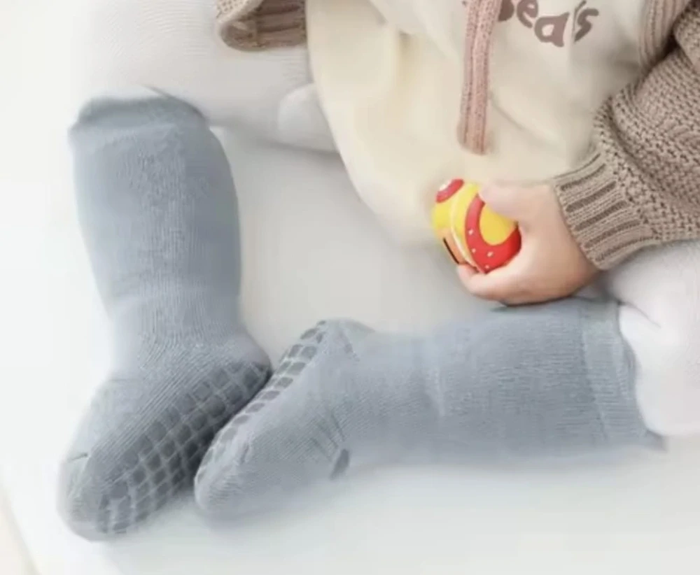 Teplé protiskluzové ponožky - MYŠKA - ŠEDÉ - ZIMNÍ (6-12m) S