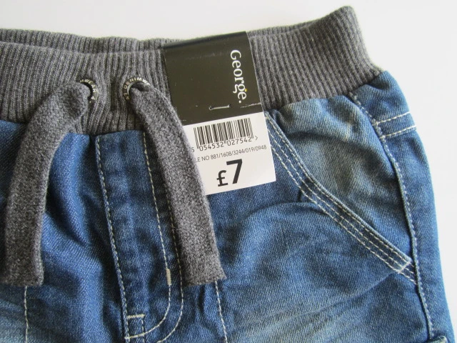 Džínové kraťásky 