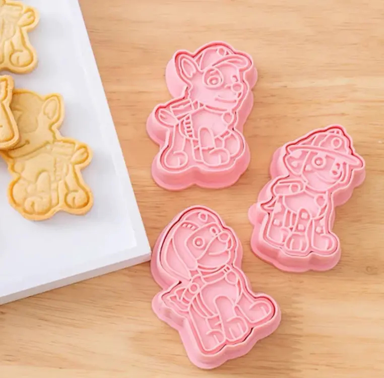 3D vykrajovátka na sušenky - TLAPKOVÁ PATROLA - 6 ks