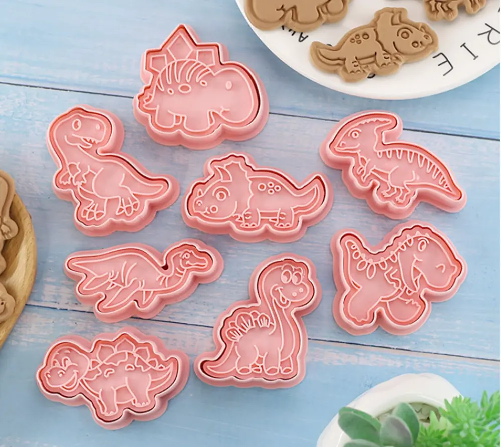 3D vykrajovátka na sušenky - DINOSAUŘI 1 - 8 ks