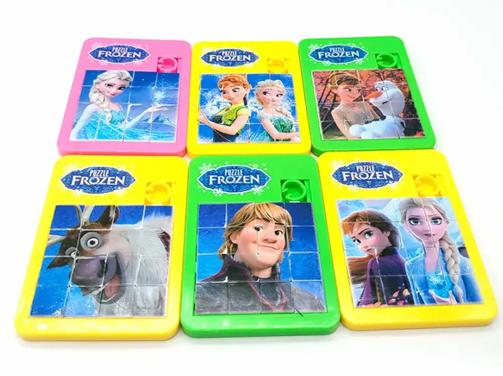 Kapesní posuvné puzzle 4 x 4 - LEDOVÉ KRÁLOVSTVÍ - Anna a Elsa - růžové