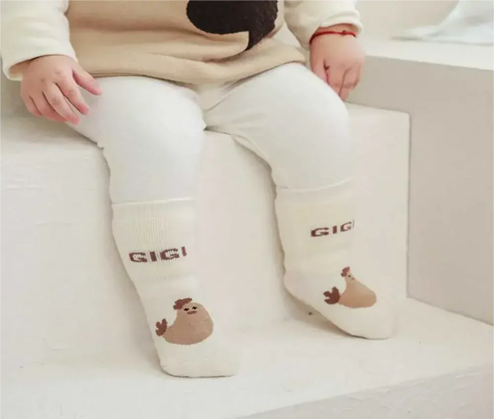 Teplé protiskluzové ponožky - KRÉMOVÉ - (12-36m)M