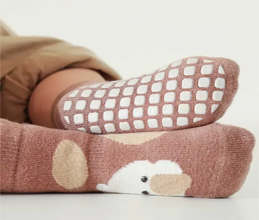 Teplé protiskluzové ponožky - HNĚDÉ - (12-36m)M