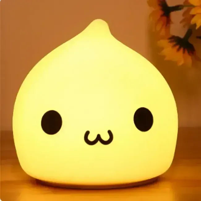 Dotyková silikonová LED noční lampička na baterky - KAPKA