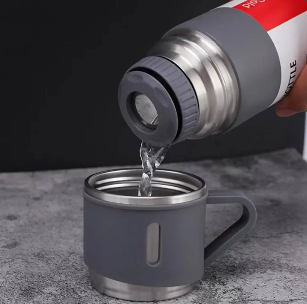 Sada s termoskou a hrnky z nerezové oceli - 500 ml - ŠEDÁ