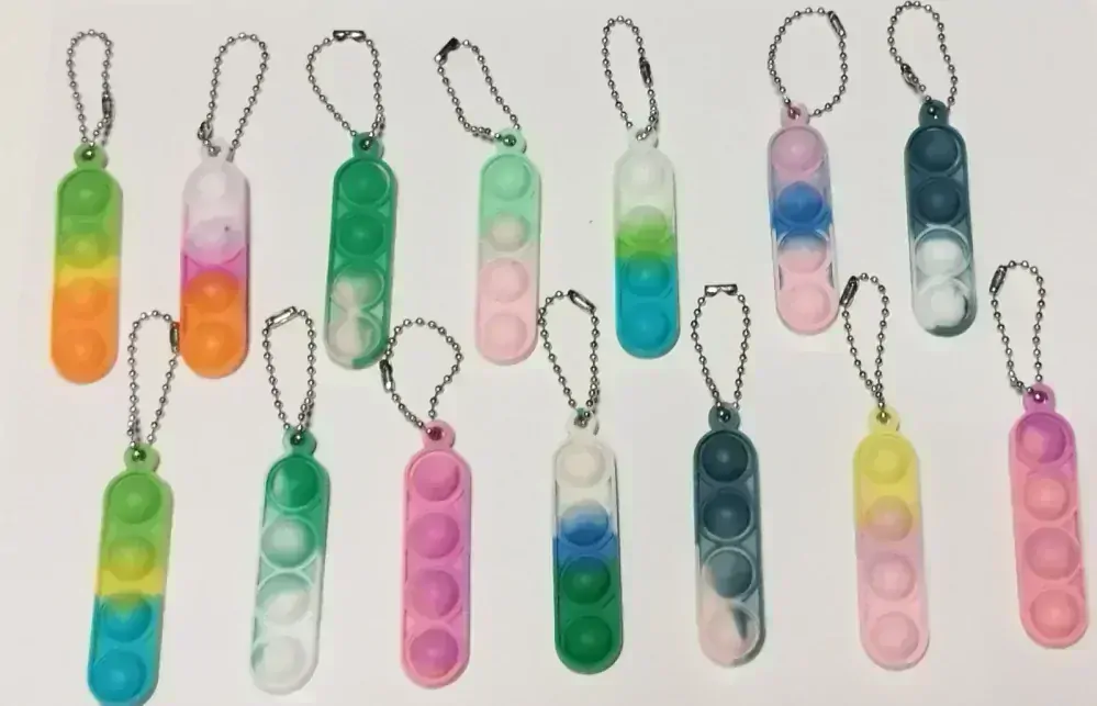 POP IT antistresová klíčenka - HRÁŠEK 3