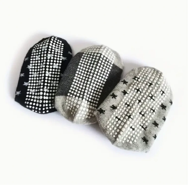 Protiskluzové ponožky - (12-36m) M - (B)