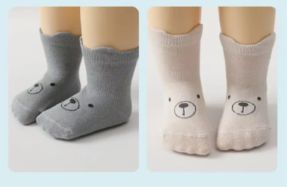 Protiskluzové ponožky - BÉŽOVÉ - (12-24m) M