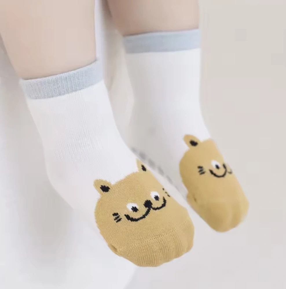 Teplé bavlněné protiskluzové ponožky - MEDVÍDEK - (0-12 m) S