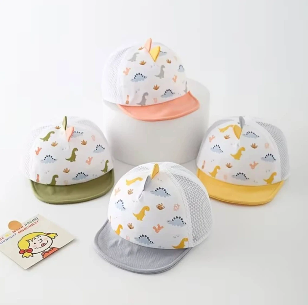 Dětská kšiltovka s dinosaury a hřebínkem - DINO - ŽLUTÁ (3-12 m)