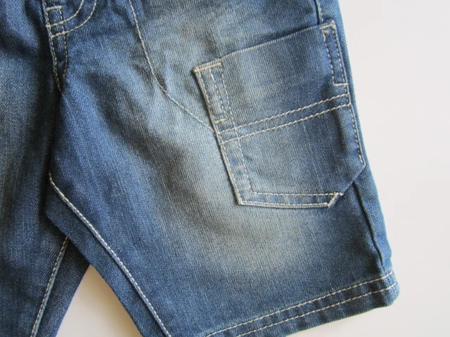 Džínové kraťásky 