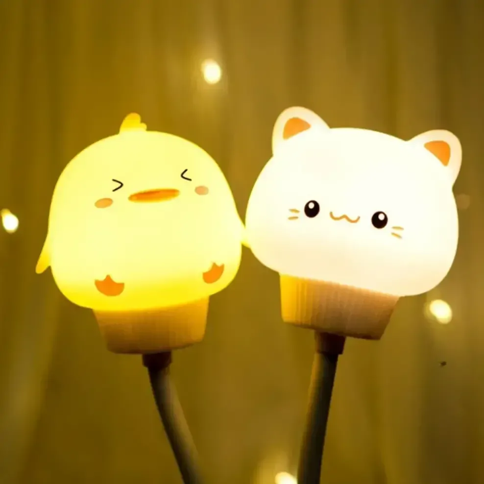 LED Noční světýlko USB - verze s ovladačem - KUŘÁTKO