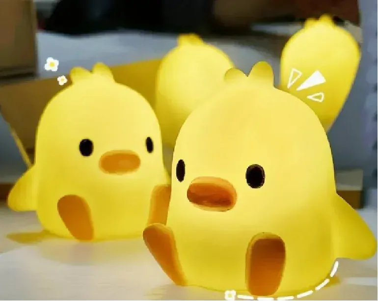 Mini noční lampička na baterky - KUŘÁTKO 2 - ŽLUTÉ