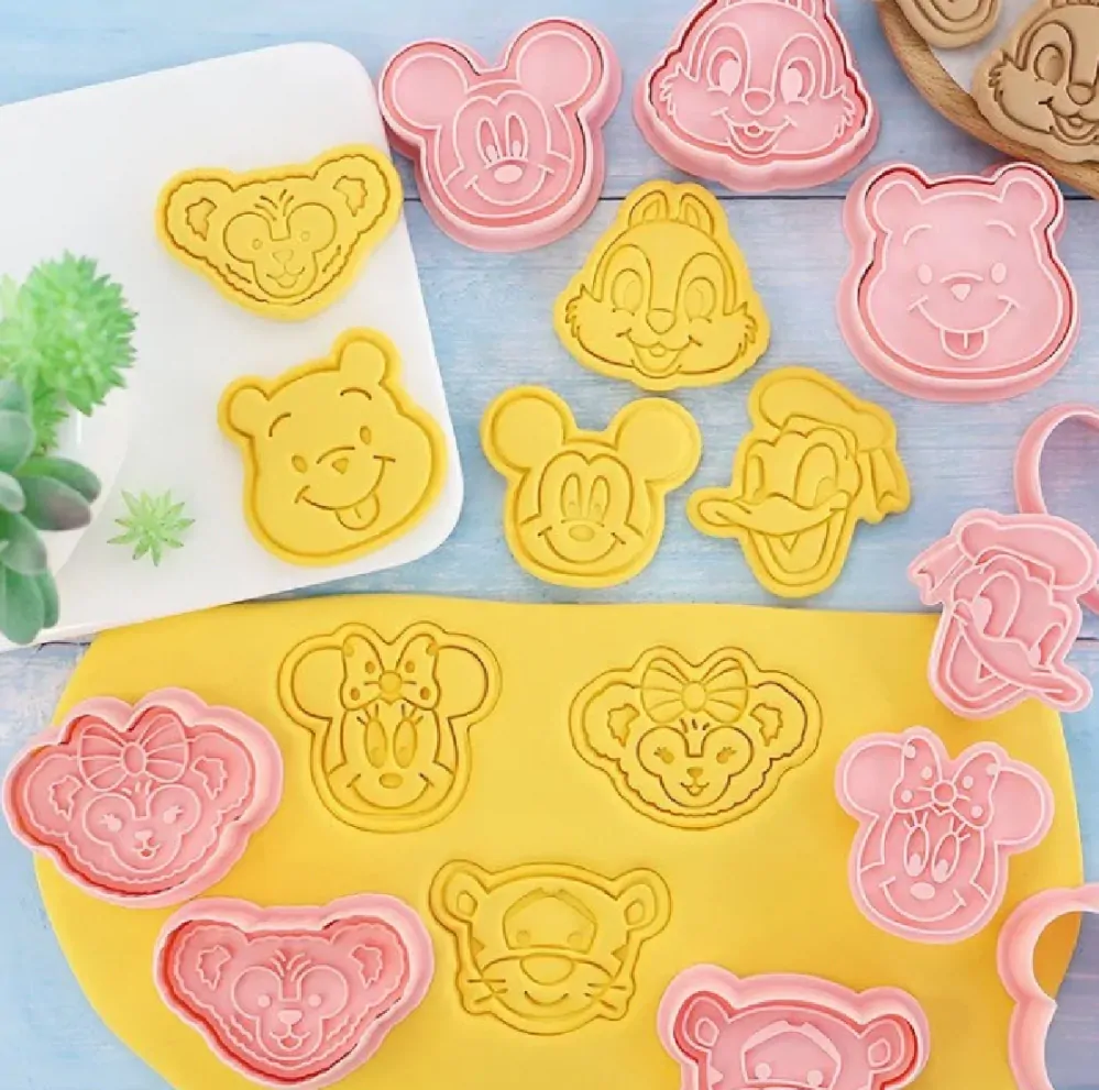 3D vykrajovátka na sušenky - DISNEY - 8 ks