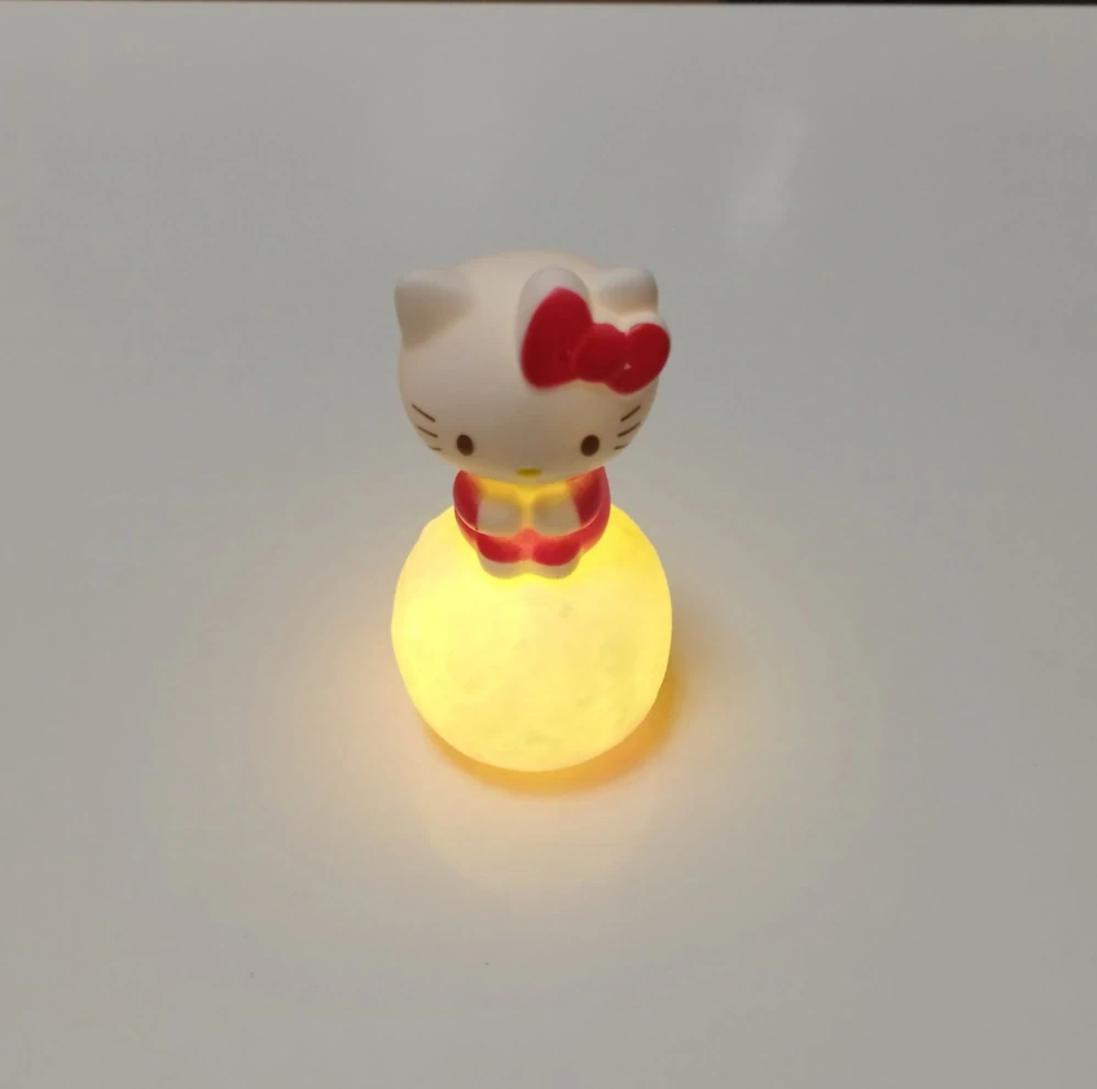 Noční světlo - POHÁDKA SANRIO - HELLO KITTY - MĚSÍC