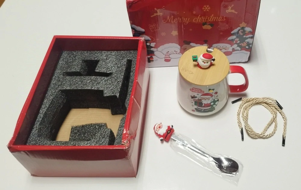 Vánoční sada - HRNEK S VÍČKEM A LŽIČKOU - SANTA CLAUS