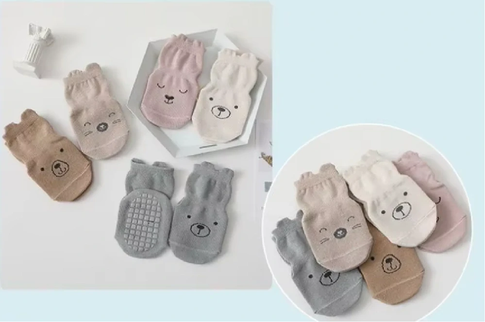 Protiskluzové ponožky - KHAKI - (12-24m) M