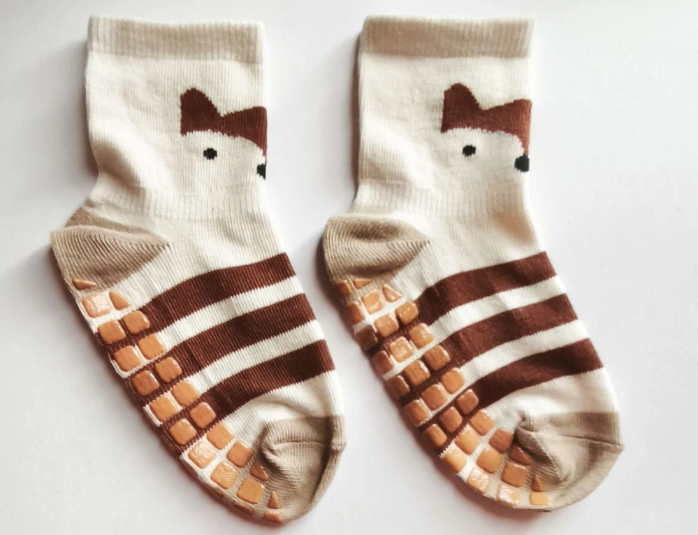 Protiskluzové ponožky - LIŠKA - (3-5 let) L
