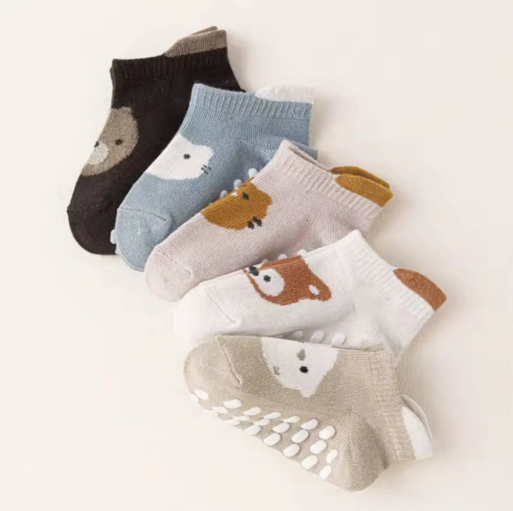 Protiskluzové ponožky - TYGŘÍK - (3-5 let) L