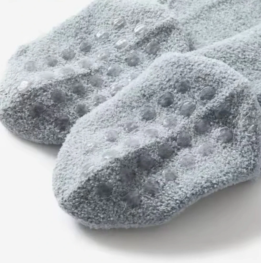 Dlouhé protiskluzové flísové ponožky -  KRÉMOVÉ - (24-36 m) L