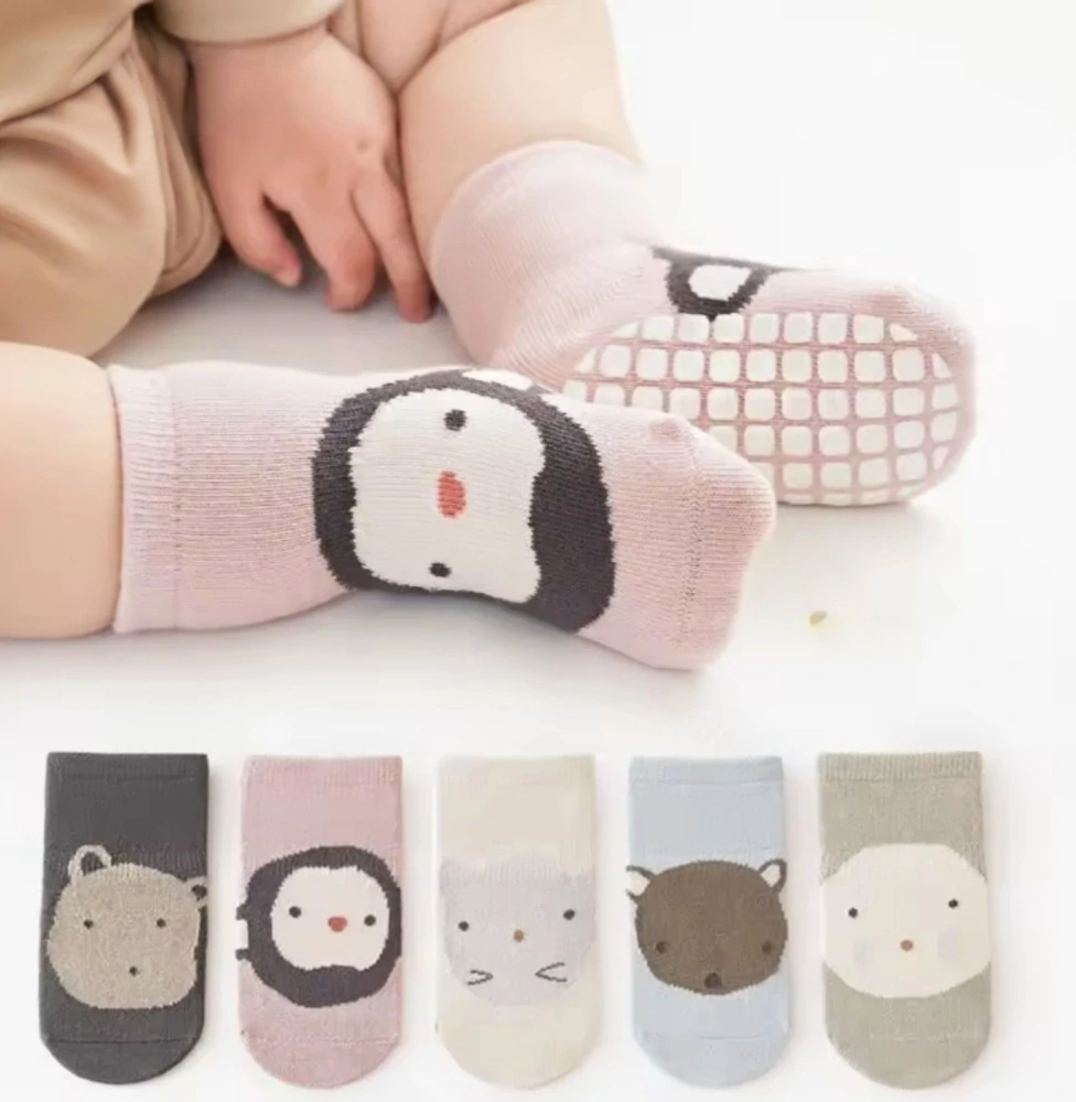 Protiskluzové ponožky - KRÉMOVÉ - (24-36 m) L