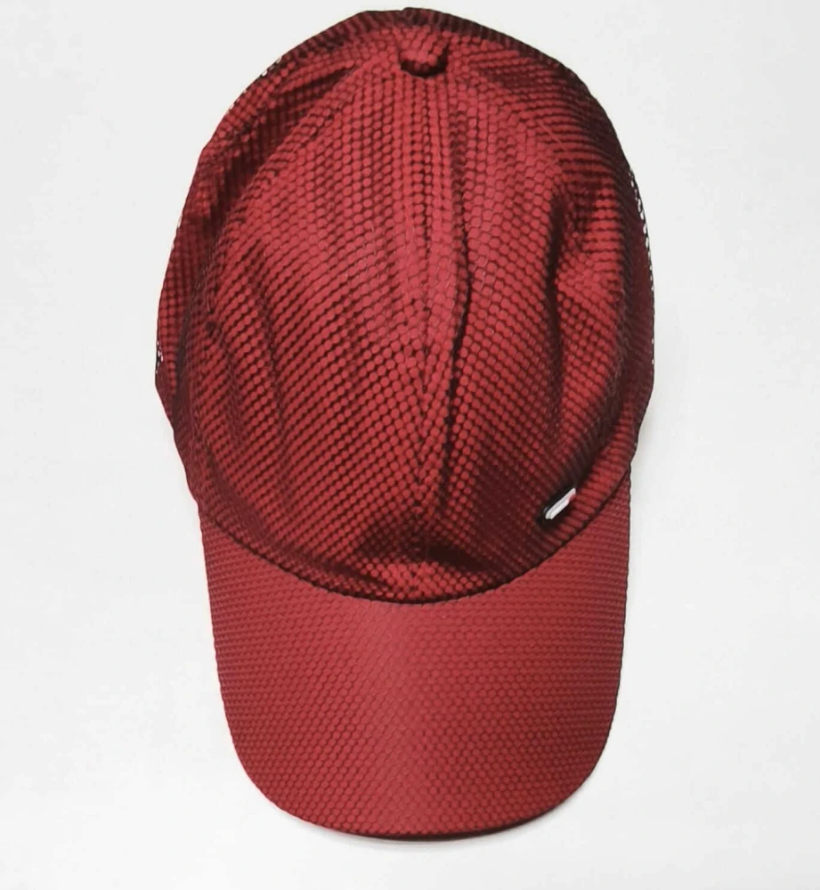 Stylová kšiltovka pro děti i dospělé s černou síťkou – ČERVENÁ (od 7 let)