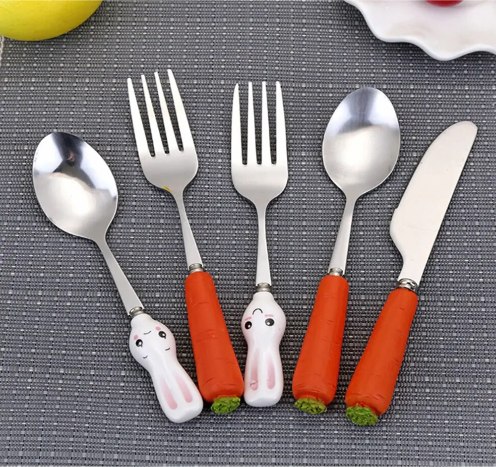 Příbor pro větší děti - MRKVIČKY