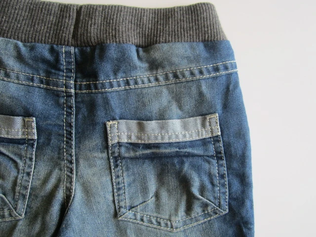 Džínové kraťásky 