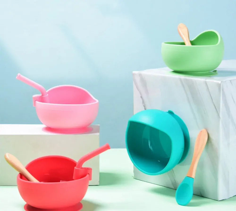 Silikonová miska s přísavkou a lžičkou - ZELENÁ - MINT