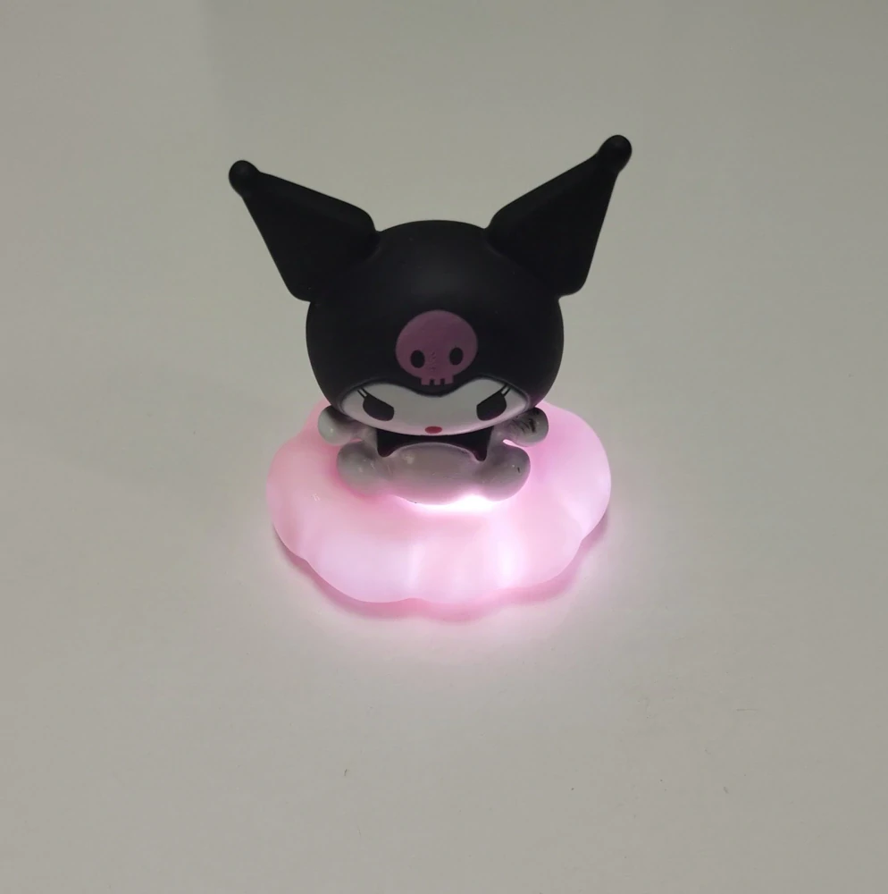Noční světlo - POHÁDKA SANRIO - KUROMI A - OBLÁČEK