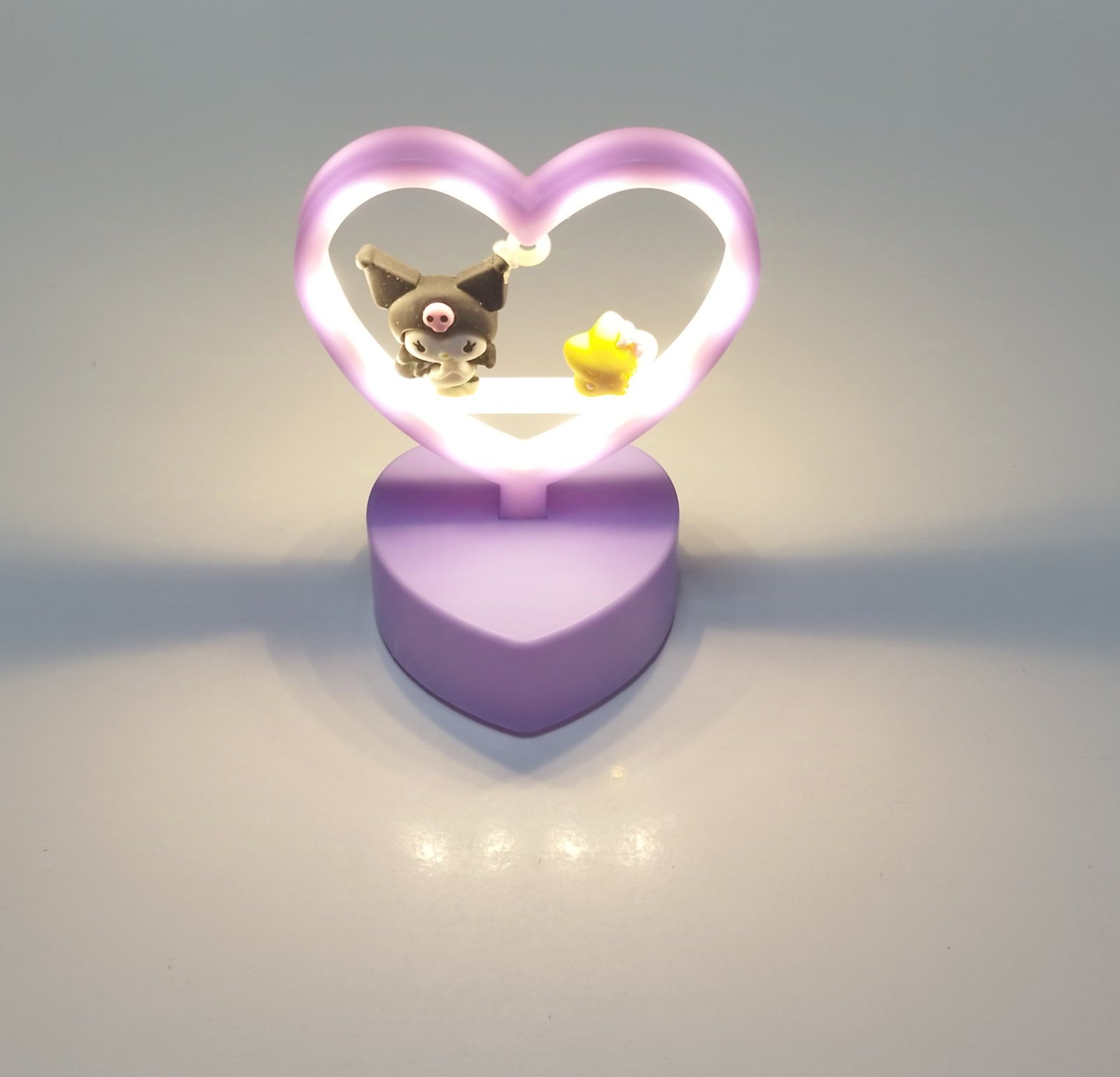 Noční světlo - POHÁDKA SANRIO - KUROMI - SRDÍČKO