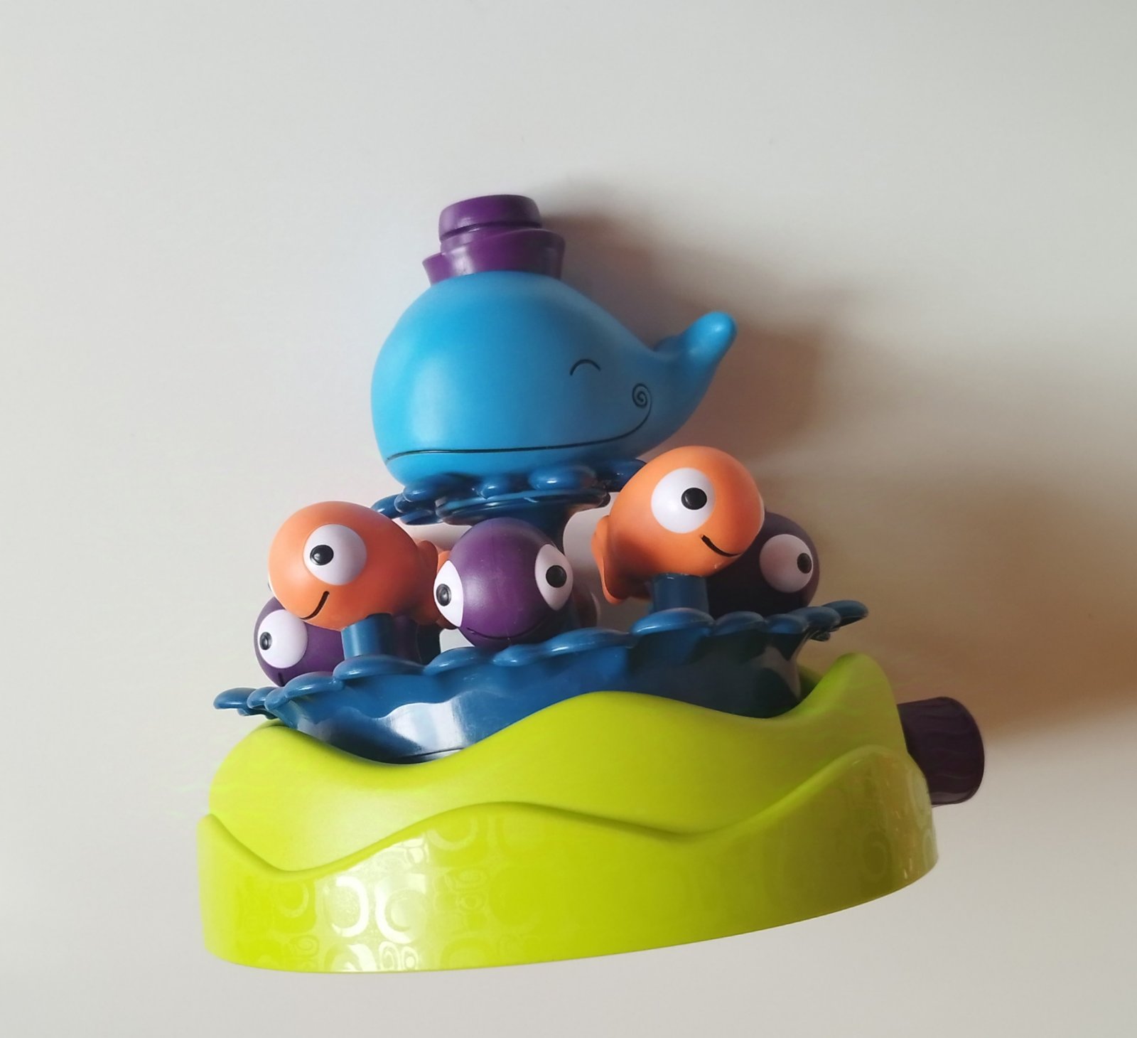 Rozstřikovací vodní hračka na zahradu - RYBIČKY