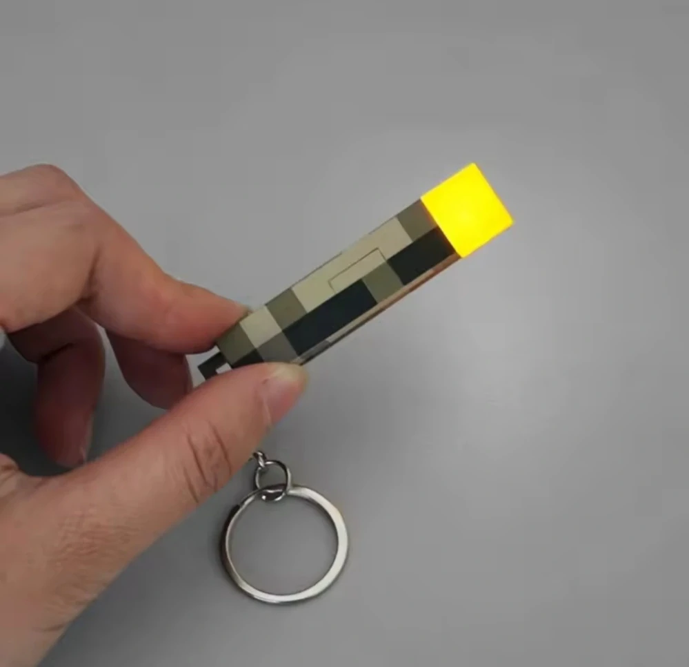 Svítící klíčenka - MINECRAFT POCHODEŇ - NA BATERIE 